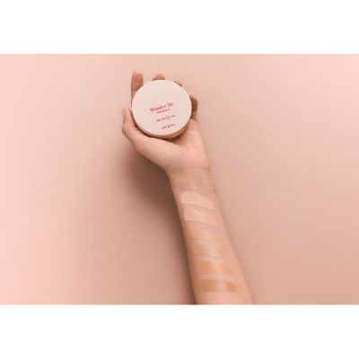 PUPA WONDER ME DEFENDER SPF 50 Lengva, švytėjimo suteikianti kreminė pudra