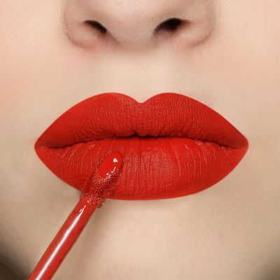 DIEGO DALLA PALMA Geisha Matt Liquid Lipstick Skysti matiniai lūpų dažai