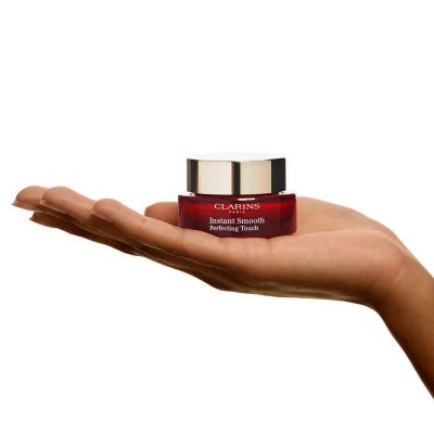 CLARINS Instant Smooth Perfecting Touch Makiažo bazė